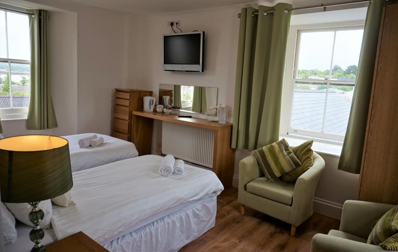 The Angel Hotel Cardigan Εξωτερικό φωτογραφία